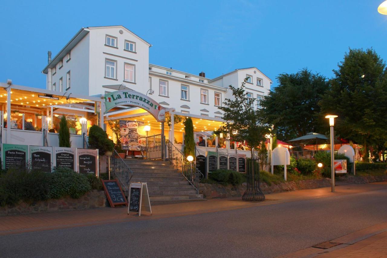 Terrasse, Gratis Nutzung Vom Ahoi Erlebnisbad Und Sauna In Sellin - Villa Antje Fewo 04 奥斯特巴德·哥伦 外观 照片